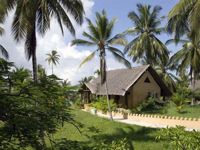 Kinasi Lodge Utende Exterior foto